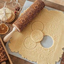 Load image into Gallery viewer, 35*5cm Christmas Embossing Rolling Pin Baking Cookies Biscuit Fondant Cake Dough Engraved Wooden Roller Reindeer Elk Snowflake